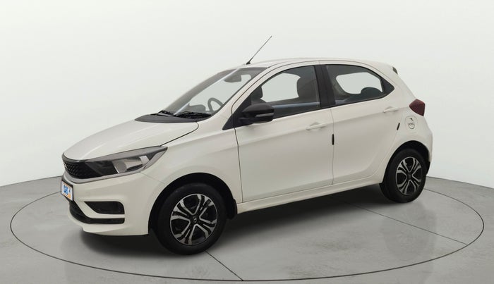 2022 Tata Tiago XT PETROL, Petrol, Manual, 21,841 km, Left Front Diagonal