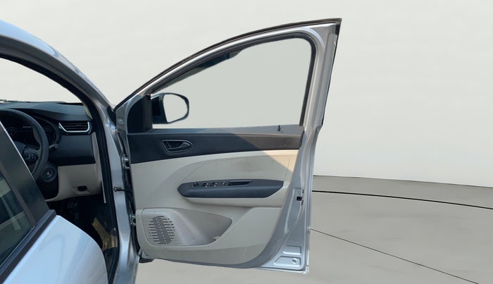 2023 Renault TRIBER RXT AMT, Petrol, Automatic, 23,337 km, RHS Front Door