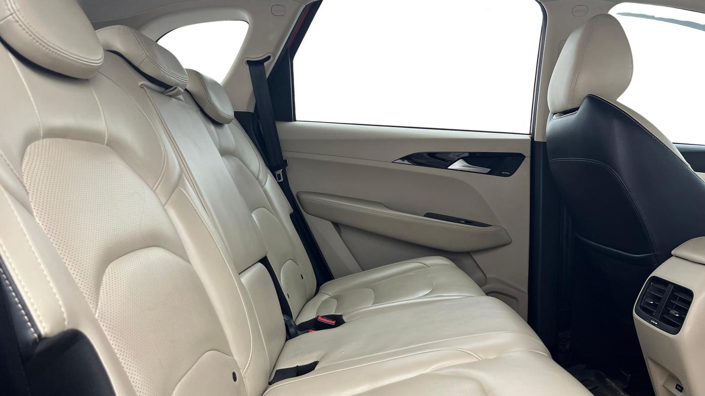 2021 MG HECTOR SHARP 1.5 DCT PETROL, Petrol, Automatic, 39,739 km, Right Side Rear Door Cabin