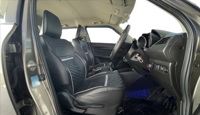 2021 Maruti Swift VXI, Petrol, Manual, 1,07,898 km, Right Side Front Door Cabin