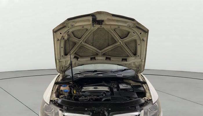 2014 Skoda Superb ELEGANCE 1.8 TSI AT, Petrol, Automatic, 64,620 km, Open Bonet