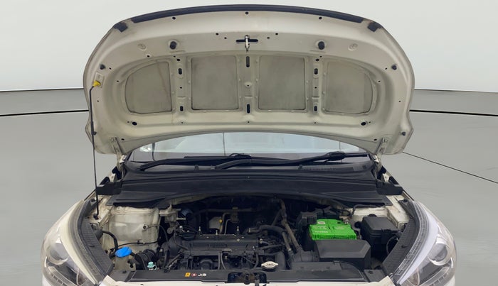 2017 Hyundai Creta SX PLUS AT 1.6 PETROL, Petrol, Automatic, 1,08,638 km, Open Bonet