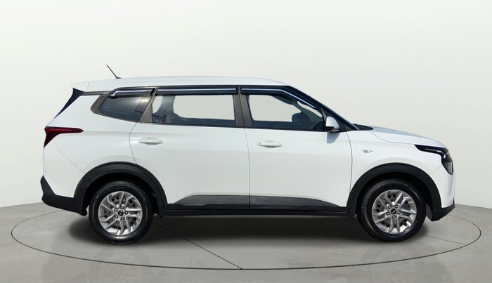 2022 KIA CARENS PREMIUM 1.4 PETROL 7 STR, Petrol, Manual, 67,834 km, Right Side View