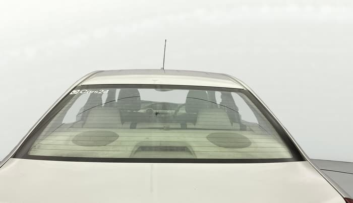 2015 Toyota Etios G, Petrol, Manual, 69,861 km, Rear Windshield