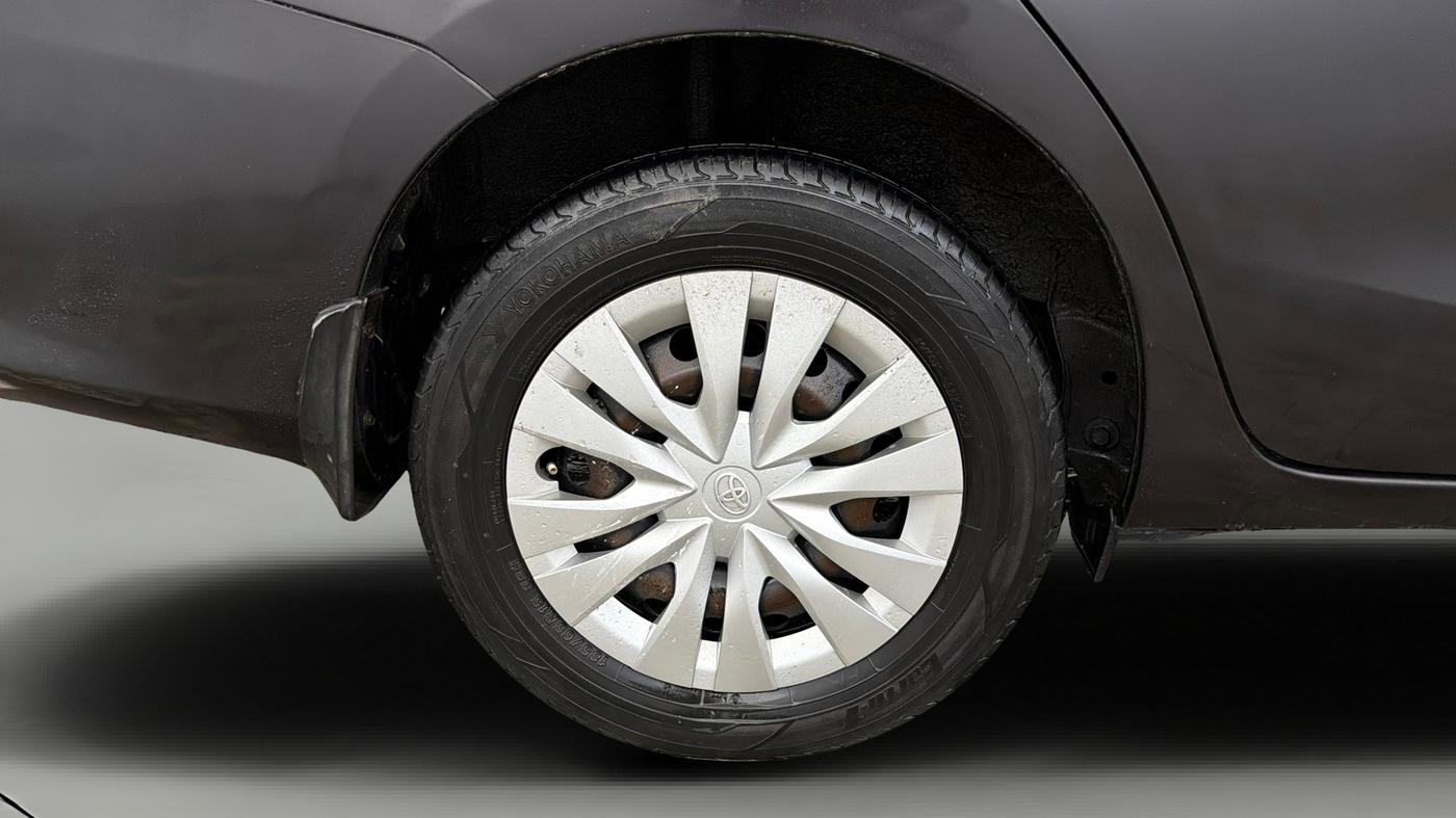 2018 Toyota YARIS G CVT, Petrol, Automatic, 1,09,066 km, Right Rear Wheel