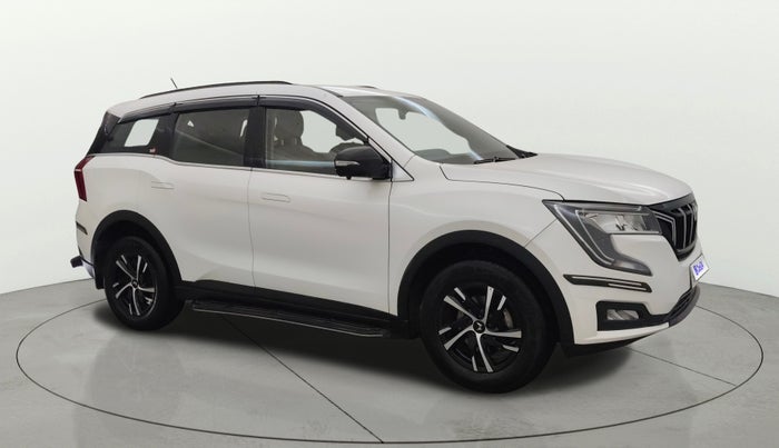 2022 Mahindra XUV700 MX P MT 5 STR, Petrol, Manual, 12,995 km, SRP