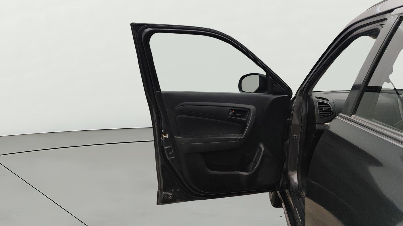 2020 Maruti Vitara Brezza VXI, Petrol, Manual, 1,02,160 km, LHS Front Door