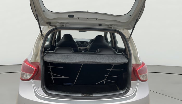 2016 Hyundai Grand i10 SPORTZ 1.2 KAPPA VTVT, Petrol, Manual, 84,467 km, Boot Open Zoomed View