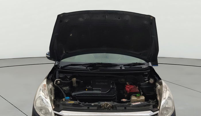 2015 Maruti Ertiga VXI CNG, CNG, Manual, 1,17,180 km, Open Bonet