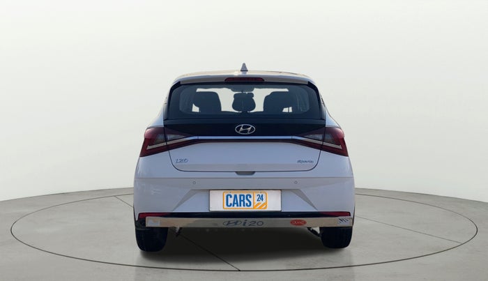 2023 Hyundai NEW I20 SPORTZ 1.2 MT, Petrol, Manual, 27,650 km, Back/Rear