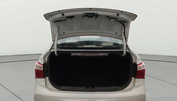 2017 Hyundai Xcent S 1.2, Petrol, Manual, 86,838 km, Boot Door Open