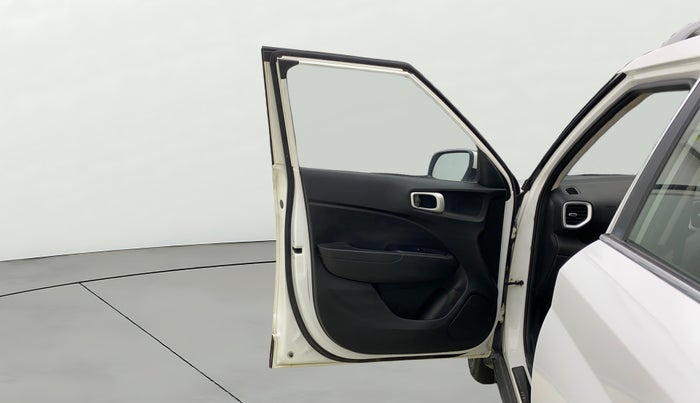 2021 Hyundai VENUE SX 1.0 TURBO, Petrol, Manual, 45,446 km, LHS Front Door