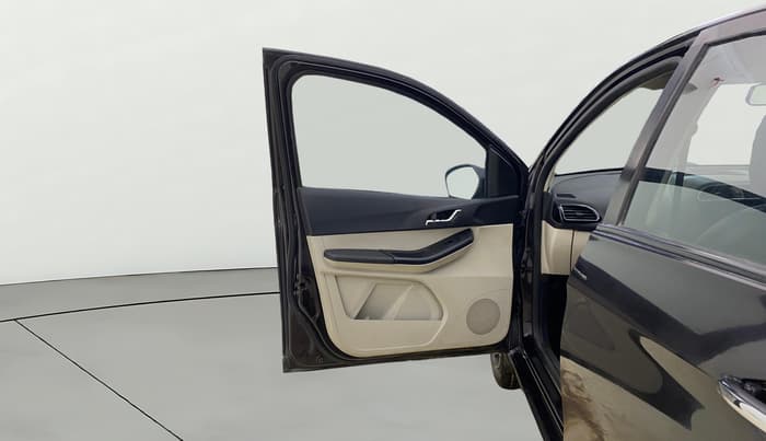2022 Tata Tiago XZ PLUS CNG, CNG, Manual, 85,548 km, LHS Front Door