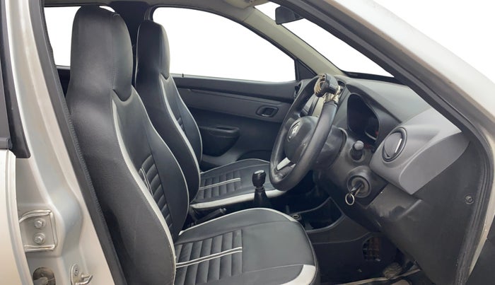 2017 Renault Kwid RXT 1.0, Petrol, Manual, 79,788 km, Right Side Front Door Cabin