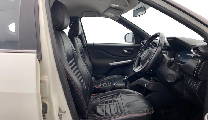 2021 Nissan MAGNITE XV PREMIUM DUAL TONE, Petrol, Manual, 25,867 km, Right Side Front Door Cabin