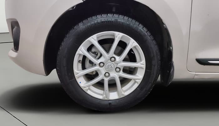 2022 Maruti Swift ZXI CNG, CNG, Manual, 92,126 km, Left Front Wheel