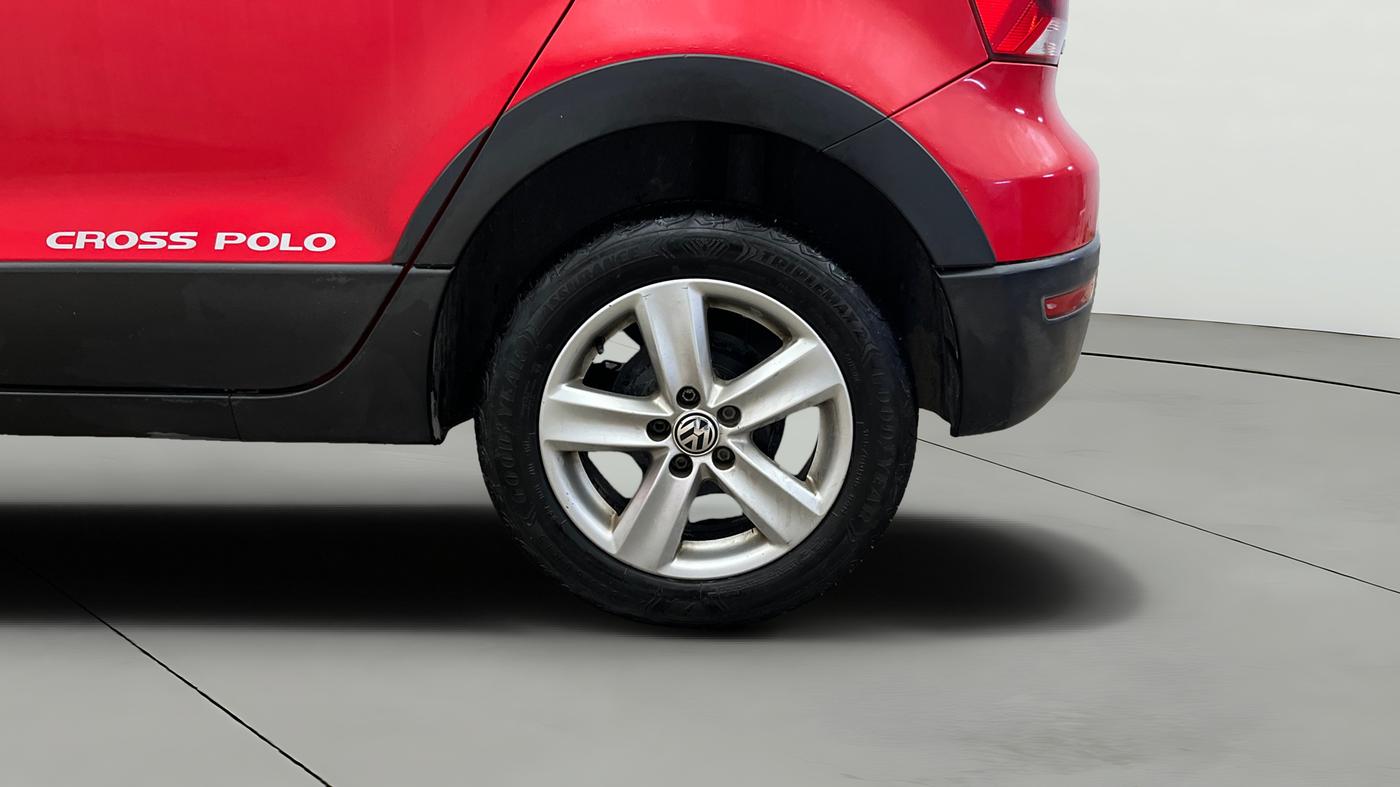 2015 Volkswagen Cross Polo HIGHLINE MPI, Petrol, Manual, 46,215 km, Left Rear Wheel