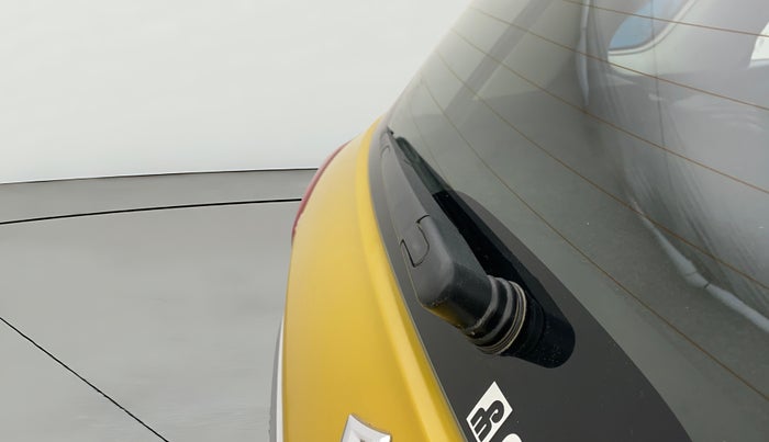 2016 Maruti Vitara Brezza ZDI PLUS DUAL TONE, Diesel, Manual, 61,834 km, Rear Wiper