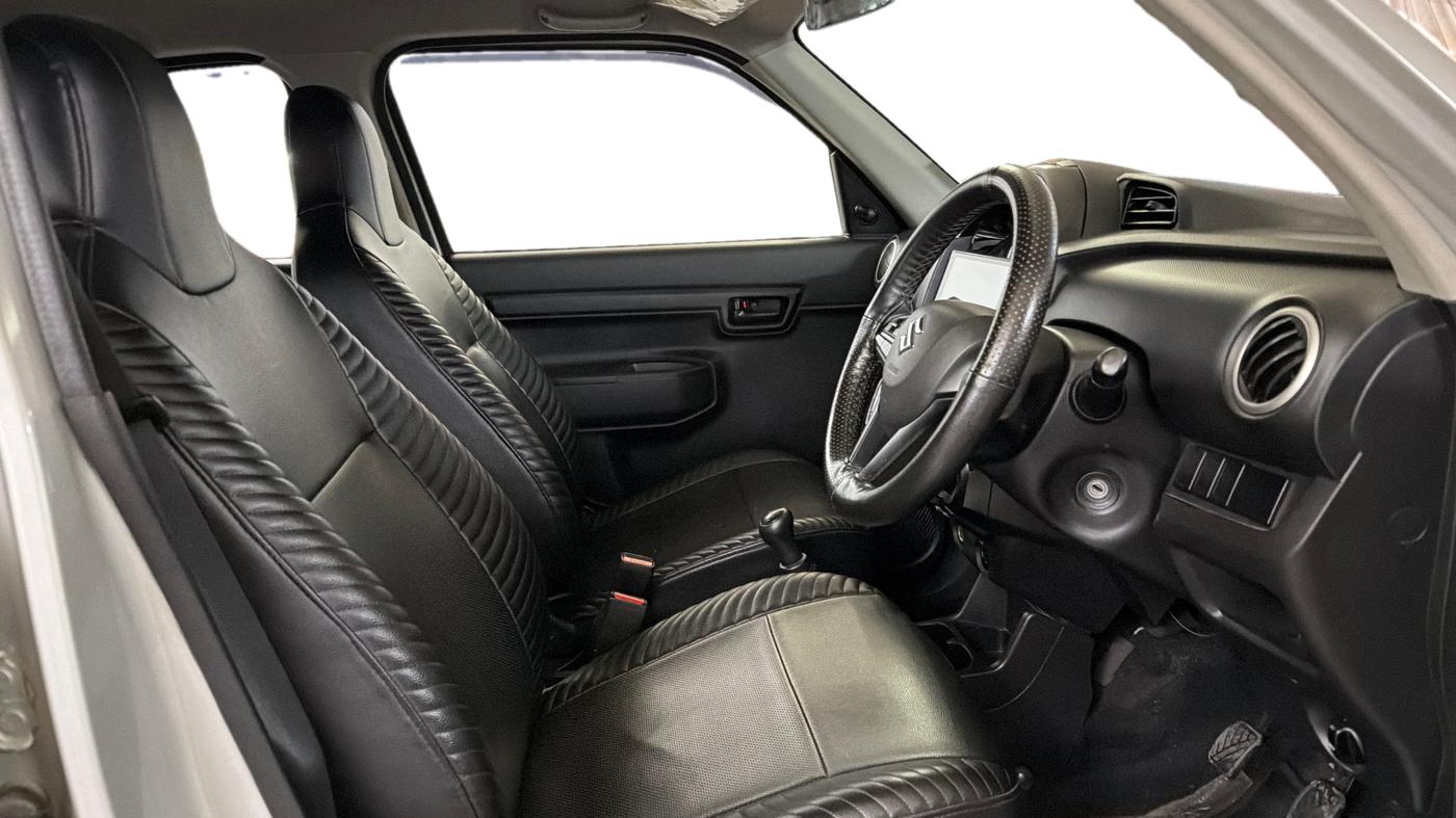 2019 Maruti S PRESSO VXI+, Petrol, Manual, 19,426 km, Right Side Front Door Cabin