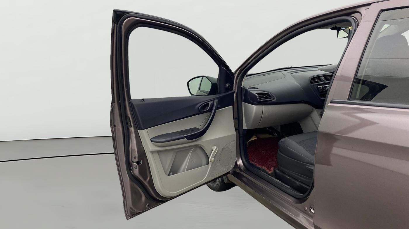 2019 Tata Tiago XE PETROL, Petrol, Manual, 43,686 km, LHS Front Door