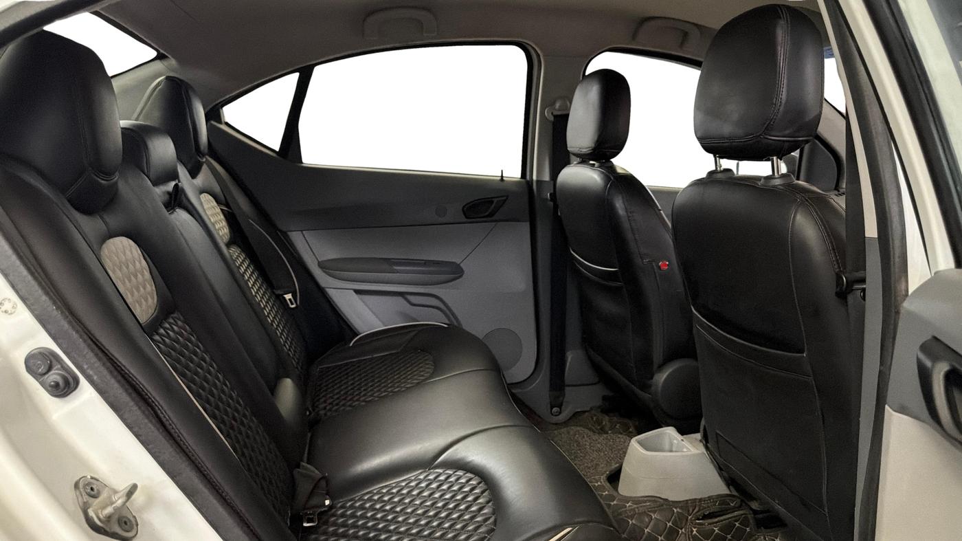 2022 Tata TIGOR XZ CNG, CNG, Manual, 82,228 km, Right Side Rear Door Cabin