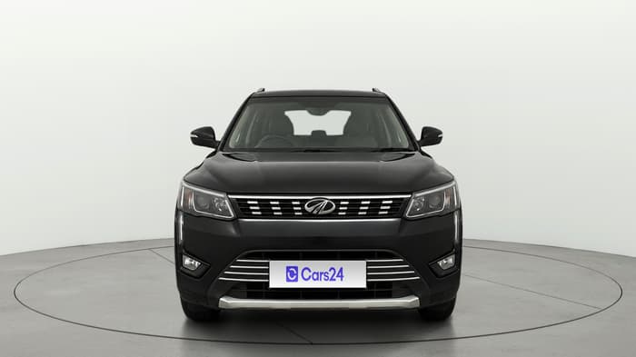 2020 Mahindra XUV300 W8 1.2 PETROL, Petrol, Manual, 79,357 km, Front