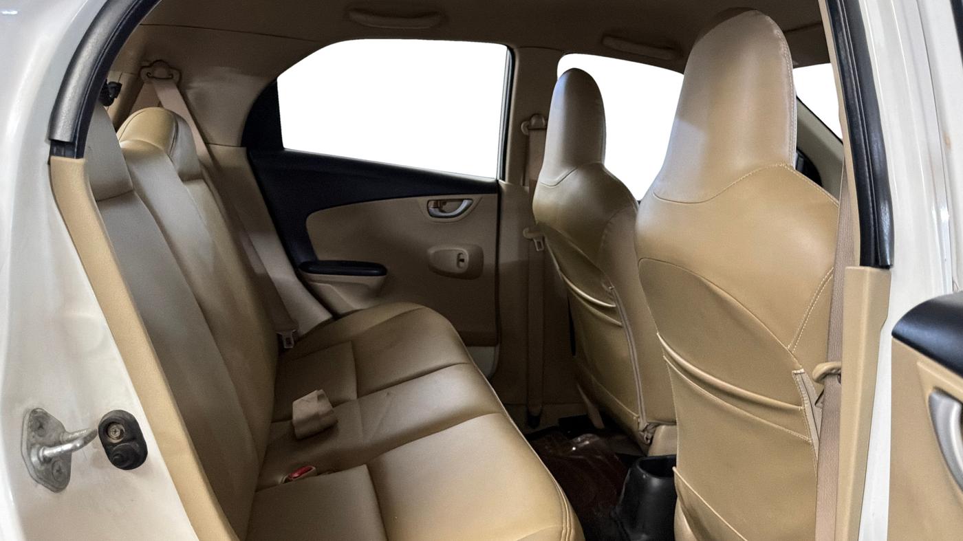 2014 Honda Brio VX AT, CNG, Automatic, 40,556 km, Right Side Rear Door Cabin