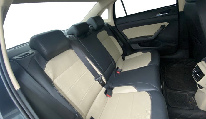 2022 Skoda SLAVIA STYLE 1.0L TSI AT, Petrol, Automatic, 48,122 km, Right Side Rear Door Cabin