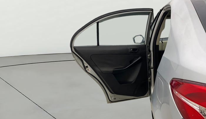 2015 Tata Zest XMS PETROL, Petrol, Manual, 63,165 km, LHS Rear Door