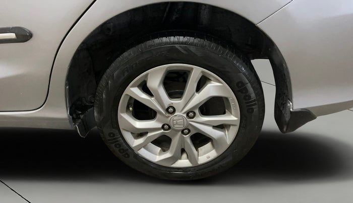 2018 Honda Amaze 1.2L I-VTEC V, Petrol, Manual, 1,11,878 km, Left Rear Wheel
