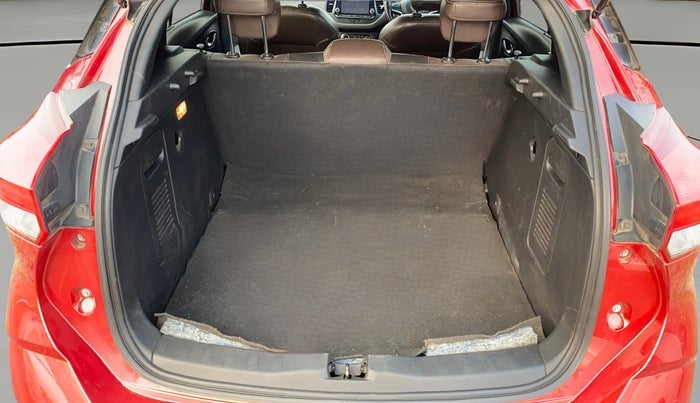 2019 Nissan Kicks XV PREMIUM (O) DIESEL, Diesel, Manual, 55,532 km, Boot Open Zoomed View