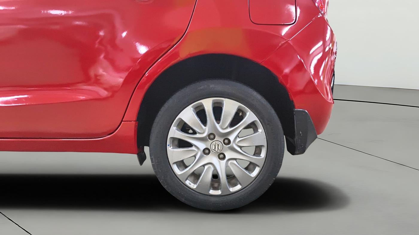 2017 Maruti Baleno ALPHA PETROL 1.2, Petrol, Manual, 1,06,198 km, Left Rear Wheel