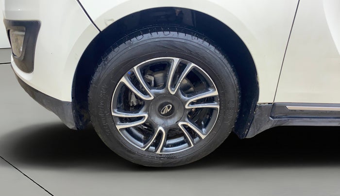 2018 Mahindra MARAZZO M8 7 STR, Diesel, Manual, 1,31,769 km, Left Front Wheel