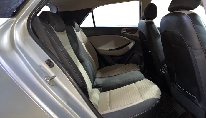 2018 Hyundai Elite i20 MAGNA EXECUTIVE 1.2, Petrol, Manual, 3,990 km, Right Side Rear Door Cabin