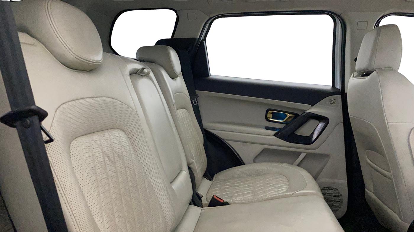 2022 Tata Safari XZ PLUS GOLD, Diesel, Manual, 47,416 km, Right Side Rear Door Cabin