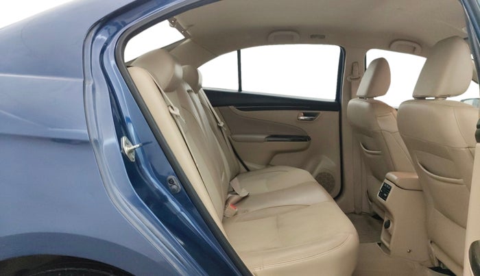 2017 Maruti Ciaz ZETA 1.4  MT PETROL, Petrol, Manual, 65,539 km, Right Side Rear Door Cabin