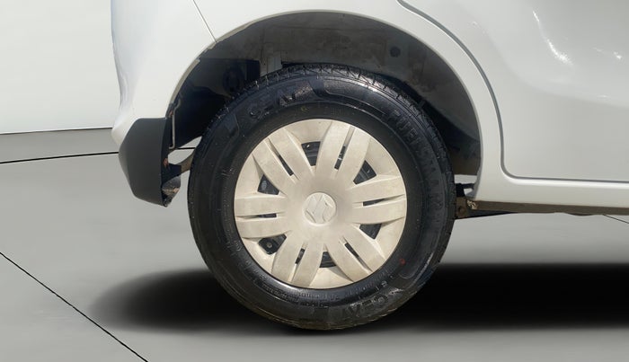 2019 Maruti Alto VXI, Petrol, Manual, 32,995 km, Right Rear Wheel