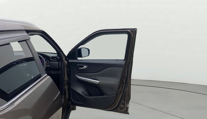 2024 Nissan MAGNITE XV PREMIUM, Petrol, Manual, 12,372 km, RHS Front Door