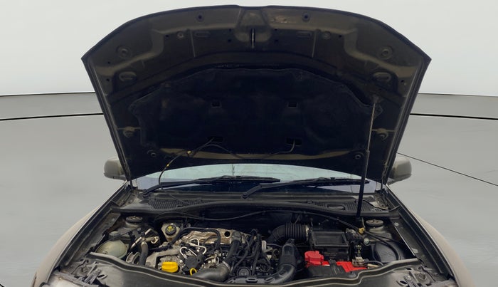 2021 Renault Duster RXZ 1.3 TURBO PETROL MT, Petrol, Manual, 38,941 km, Open Bonet