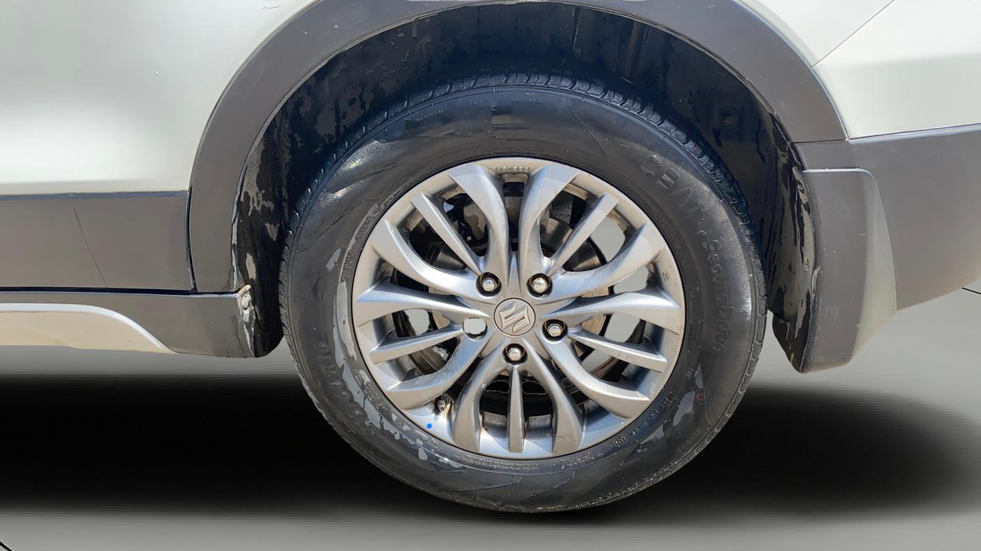 2017 Maruti S Cross ZETA 1.3, Diesel, Manual, 1,04,105 km, Left Rear Wheel