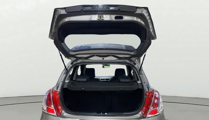 2017 Maruti Swift VXI, Petrol, Manual, 41,239 km, Boot Door Open