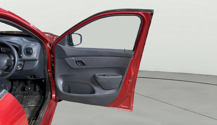 2016 Renault Kwid RXT 0.8, Petrol, Manual, 45,598 km, RHS Front Door