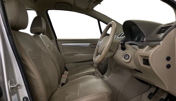 2015 Maruti Ertiga VXI, Petrol, Manual, 54,576 km, Right Side Front Door Cabin