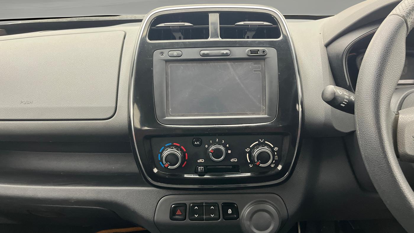 2016 Renault Kwid RXT 0.8, Petrol, Manual, 33,970 km, Air Conditioner