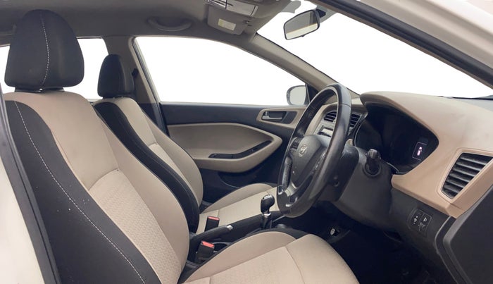 2016 Hyundai Elite i20 ASTA 1.2, Petrol, Manual, 50,475 km, Right Side Front Door Cabin