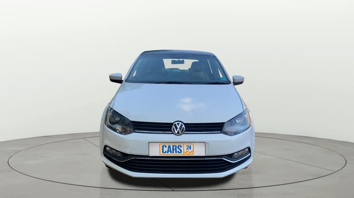2015 Volkswagen Polo HIGHLINE1.2L, Petrol, Manual, 50,809 km, Front