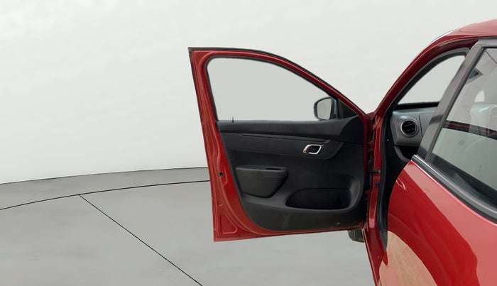 2018 Renault Kwid RXT 1.0 AMT (O), Petrol, Automatic, 43,281 km, LHS Front Door