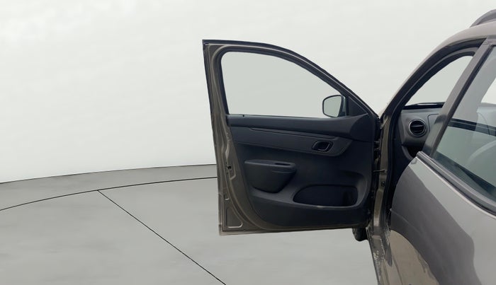 2016 Renault Kwid RXT 1.0 AMT, Petrol, Automatic, 75,000 km, LHS Front Door