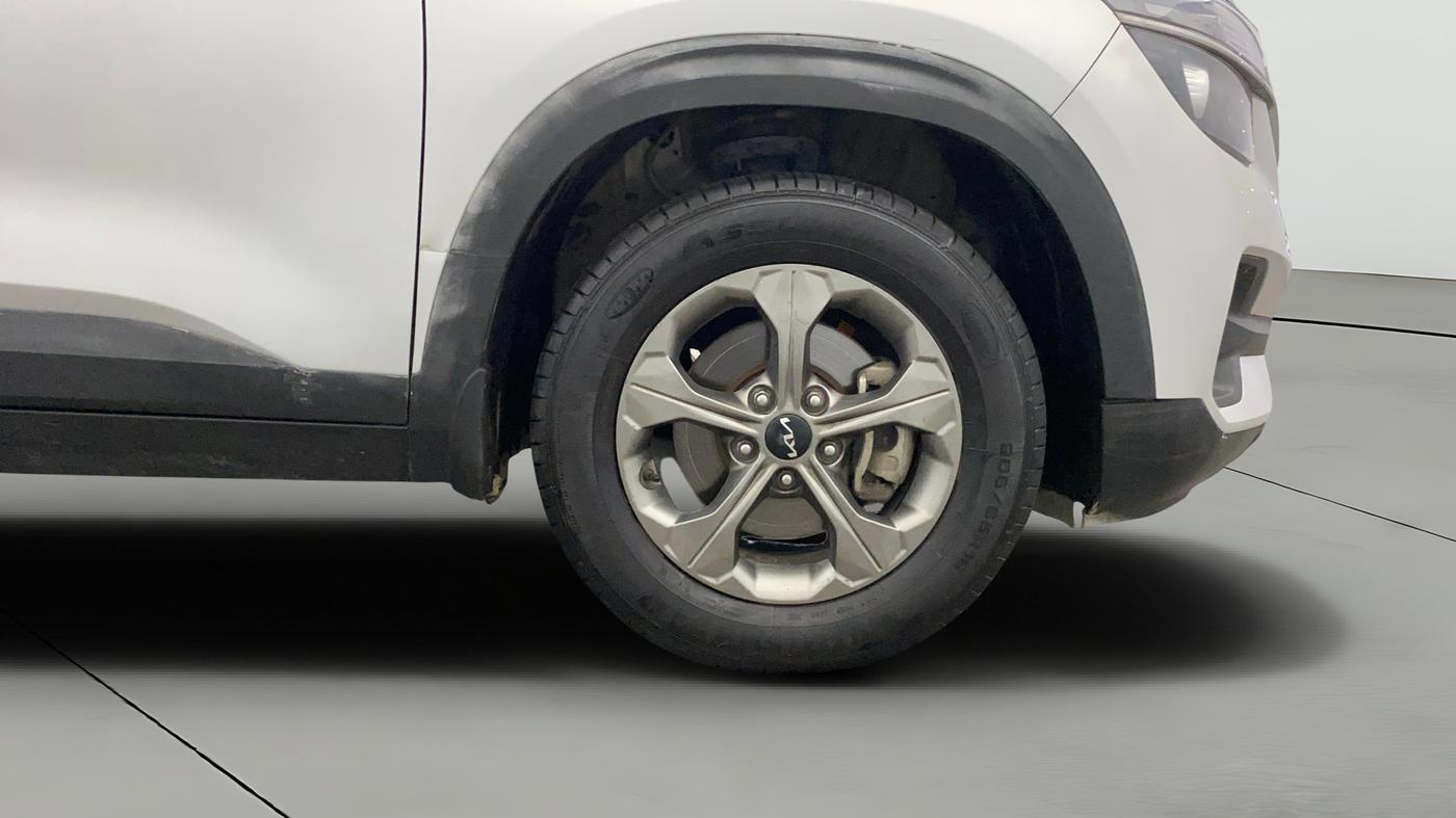 2023 KIA SELTOS HTK PLUS 1.5, Petrol, Manual, 77,560 km, Right Front Wheel