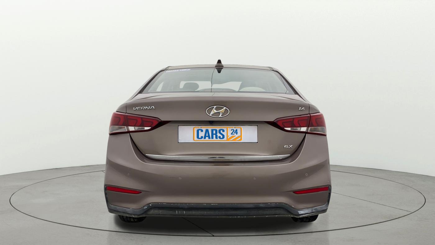 2017 Hyundai Verna 1.6 VTVT SX, Petrol, Manual, 59,816 km, Back/Rear